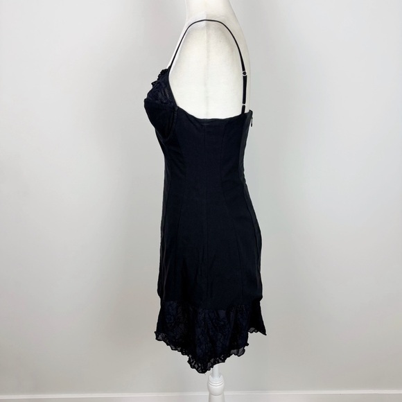WeWoreWhat Lace Peplum Corset Mini Dress in Black Size 8 - Picture 5 of 14